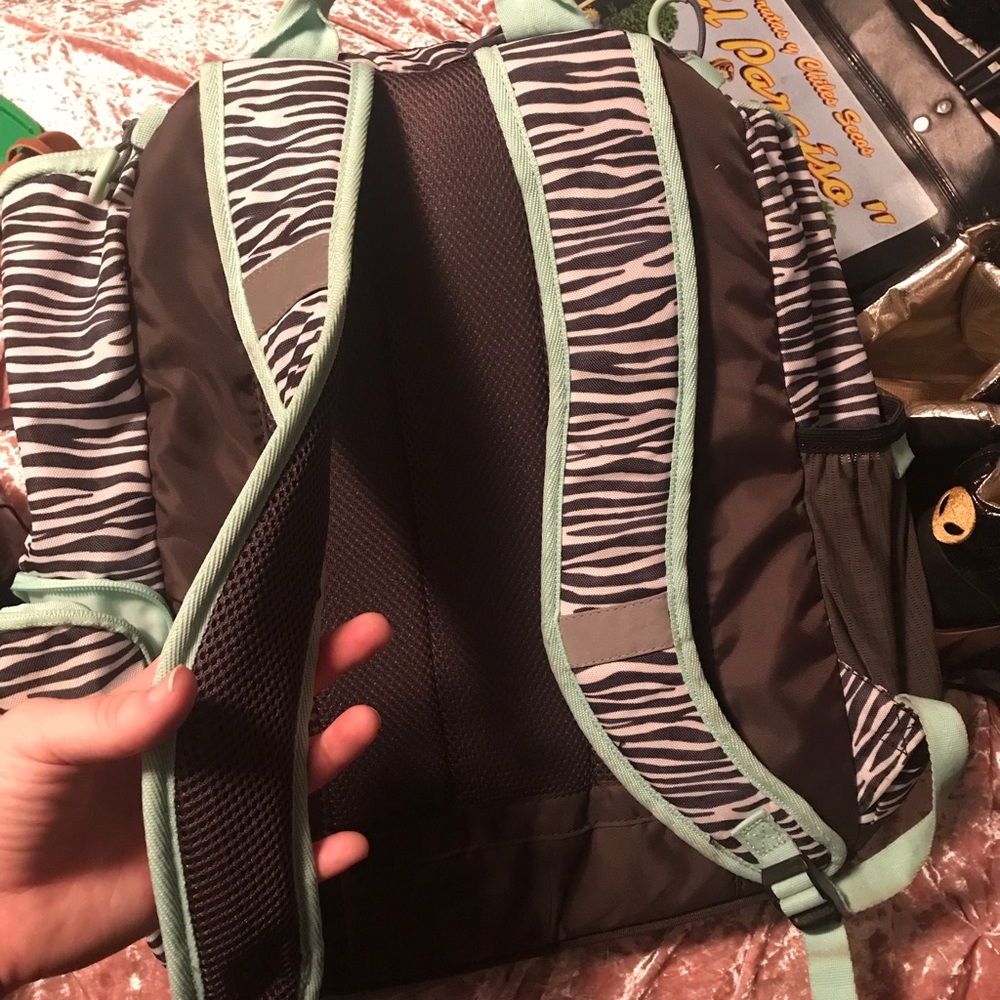 Back pack - Picture 3 of 5